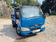 HINO Dutro 2013 Lorry