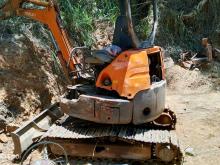 Hitachi 30 2016 Heavy-Duty