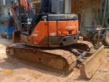 Hitachi Excavator 40 Zaxi 2004 Heavy-Duty