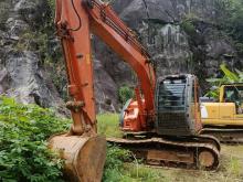 Hitachi Zaxis 135 US 2015 Heavy-Duty