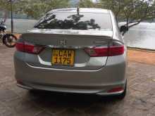 https://riyasewana.com/uploads/holden-honda-grace-2017-178432112694.jpg