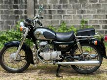 Honda 125 1993 Motorbike