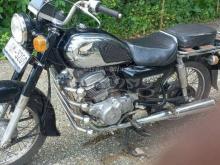 https://riyasewana.com/uploads/honda-125-benly-14125933696518.jpg
