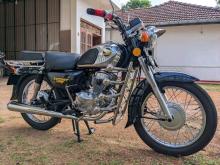 Honda 125 1993 Motorbike