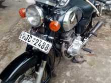 Honda CD125 2004 Motorbike