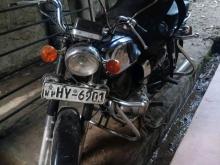 Honda CD125 2004 Motorbike