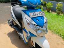 https://riyasewana.com/uploads/honda-2017-1113570213202.jpg