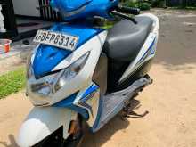 https://riyasewana.com/uploads/honda-2017-1113570213453.jpg