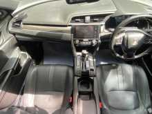 https://riyasewana.com/uploads/honda-2017-2017-2218283612984.jpg