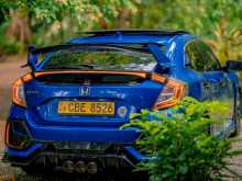 https://riyasewana.com/uploads/honda-2018-honda-10155653545.jpg
