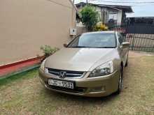 https://riyasewana.com/uploads/honda-accord-2004-48272912372.jpg