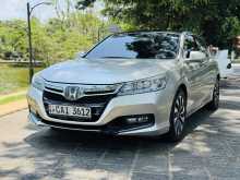 https://riyasewana.com/uploads/honda-accord-cr6-1110062322682.jpg