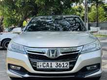 https://riyasewana.com/uploads/honda-accord-cr6-1110062322973.jpg