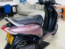 https://riyasewana.com/uploads/honda-activa-201031231595.jpg