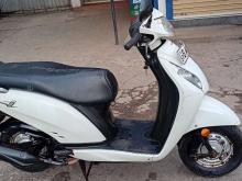 https://riyasewana.com/uploads/honda-activa-211457496024.jpg