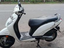 https://riyasewana.com/uploads/honda-activa-211457496775.jpg