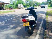 https://riyasewana.com/uploads/honda-activa-221417124963.jpg