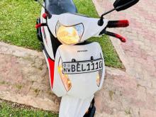 https://riyasewana.com/uploads/honda-activa-241541296094.jpg