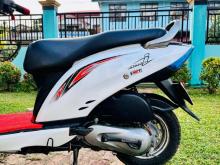 https://riyasewana.com/uploads/honda-activa-241541306426.jpg