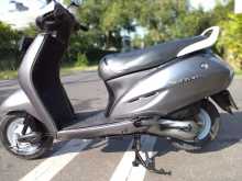 https://riyasewana.com/uploads/honda-activa-27808004413.jpg