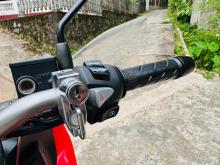 https://riyasewana.com/uploads/honda-adv-1022093624592.jpg