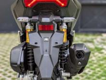 https://riyasewana.com/uploads/honda-adv-160-142338436194.jpg