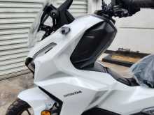 https://riyasewana.com/uploads/honda-adv-160-31411231515.jpg