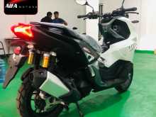 https://riyasewana.com/uploads/honda-adv-160-31511111536.jpg