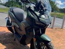 https://riyasewana.com/uploads/honda-adv-160-31512471902.jpg