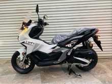 Honda ADV 2025 Motorbike