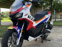 Honda ADV 2025 Motorbike