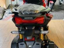 https://riyasewana.com/uploads/honda-adv160-159204622163.jpg