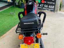 https://riyasewana.com/uploads/honda-benly-125-131456014773.jpg