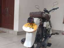 https://riyasewana.com/uploads/honda-benly-125-211600294173.jpg