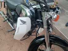 Honda Benly 125 2002 Motorbike