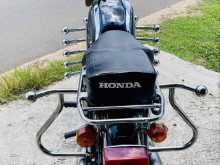https://riyasewana.com/uploads/honda-benly-125-412232322163.jpg