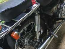 https://riyasewana.com/uploads/honda-benly-1911422713573.jpg