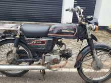 Honda Benly 50 2003 Motorbike