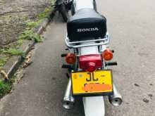 https://riyasewana.com/uploads/honda-benly-521142613384.jpg