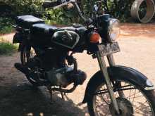 https://riyasewana.com/uploads/honda-benly-90-2720520222033.jpg