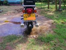 https://riyasewana.com/uploads/honda-benly-cd-10952186336.jpg