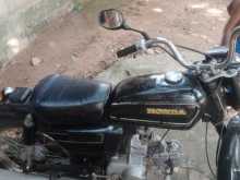 https://riyasewana.com/uploads/honda-benly-cd-1223002013133.jpg