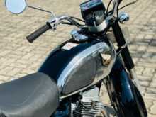 https://riyasewana.com/uploads/honda-benly-cd-2915233413912.jpg
