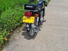 https://riyasewana.com/uploads/honda-benly-cd90-210574313374.jpg