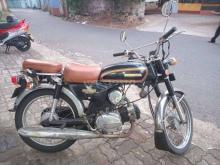 Honda Benly Super S110 1980 Motorbike