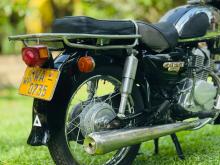 https://riyasewana.com/uploads/honda-benly125-1212351819125.jpg