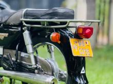 https://riyasewana.com/uploads/honda-benly125-2412441819655.jpg