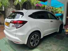 https://riyasewana.com/uploads/honda-bezel-1316013622292.jpg