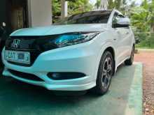 https://riyasewana.com/uploads/honda-bezel-1316013622753.jpg