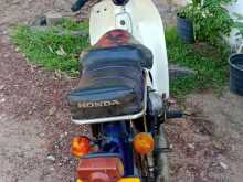 https://riyasewana.com/uploads/honda-c-90-251119534893.jpg
